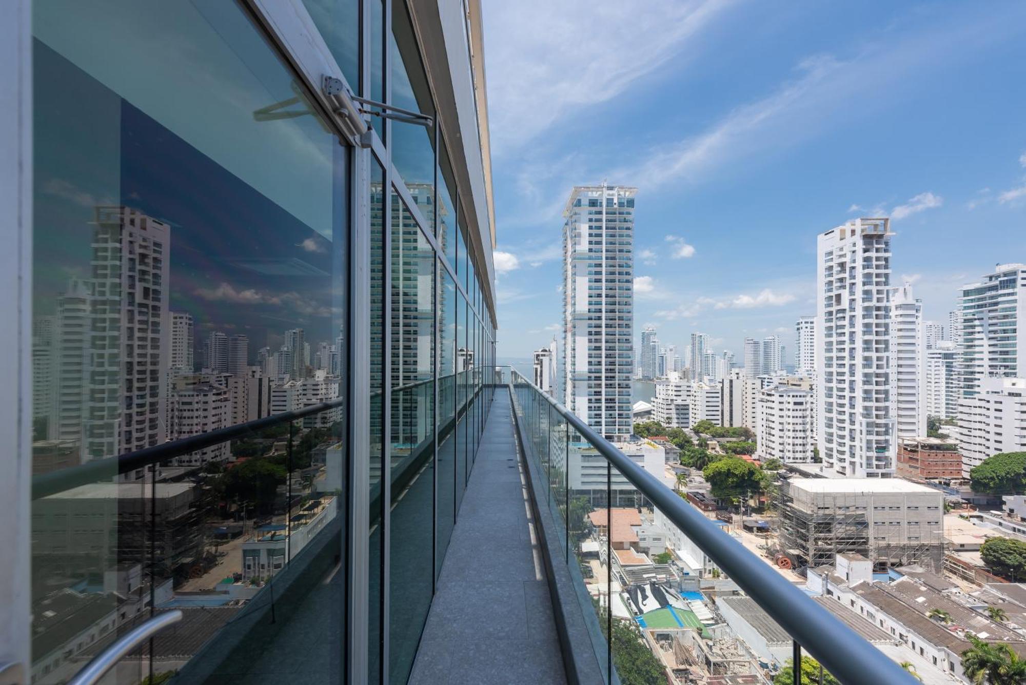 Hampton By Hilton Cartagena Hotel Exterior photo