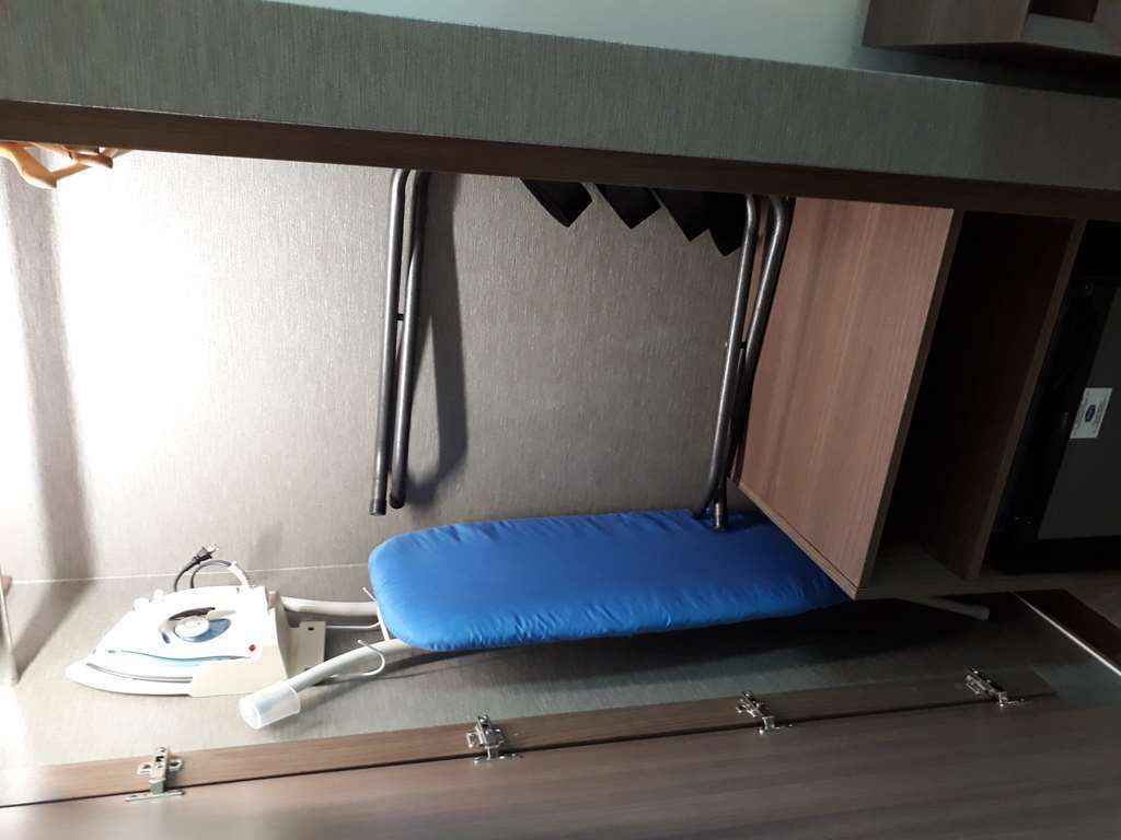 Hampton By Hilton Cartagena Hotel Room photo